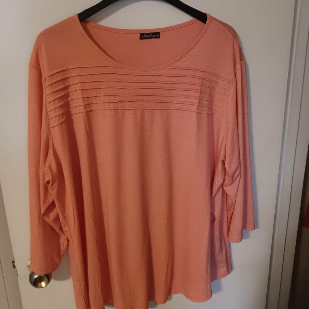 woman's light orange top NEW without tags 3X